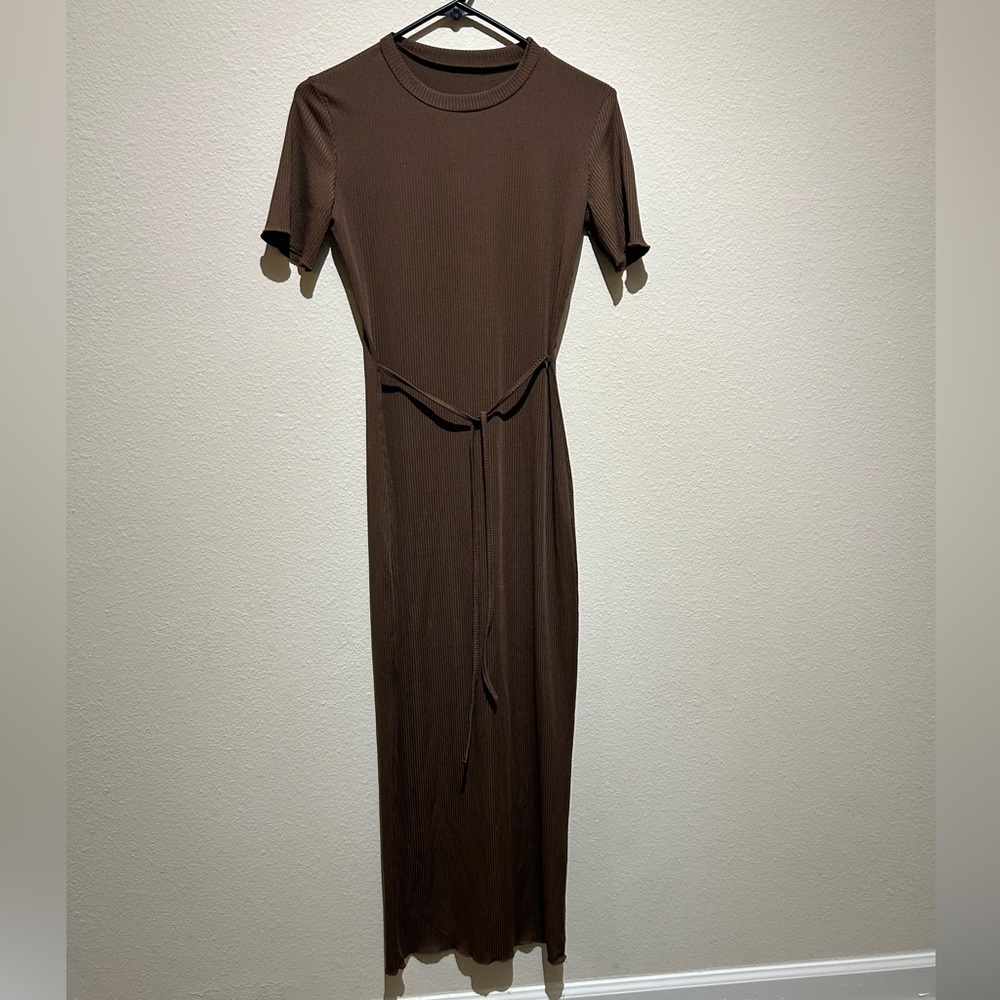 Elegant Brown Maxi Dress